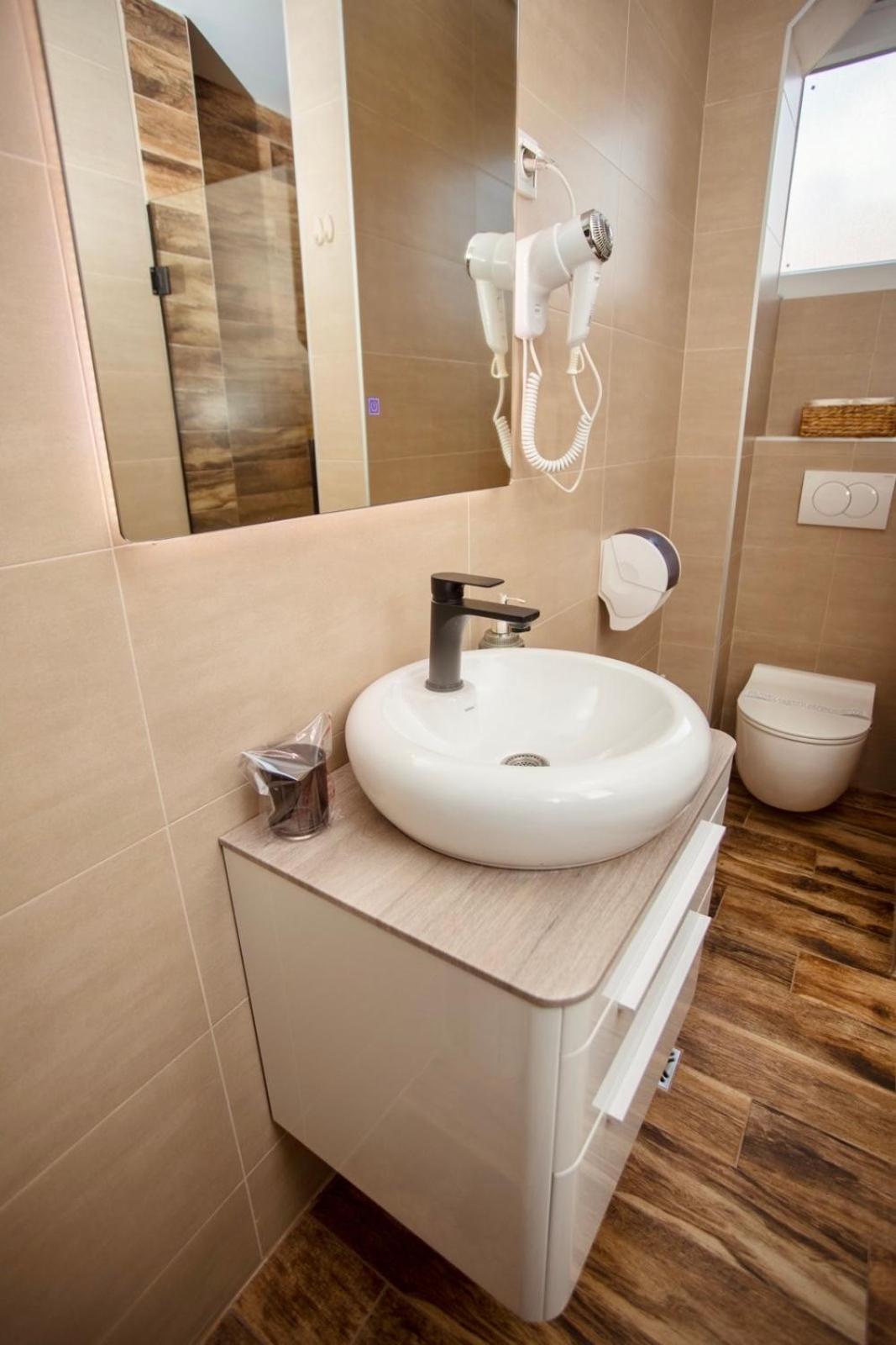 סראייבו Mak Apartment - Free Parking - Balcony מראה חיצוני תמונה